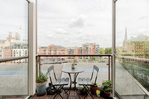 2 bedroom flat for sale, Bell Avenue, Bristol BS1