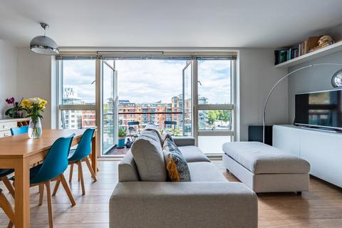 2 bedroom flat for sale, Bell Avenue, Bristol BS1
