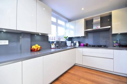 undefined, Mayfield Avenue, North Finchley, London, N12