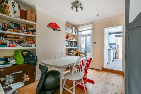 undefined, Hawks Road, Kingston, Kingston Upon Thames, KT1