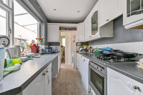undefined, Hawks Road, Kingston, Kingston Upon Thames, KT1