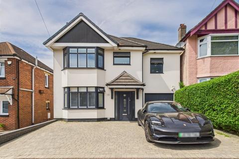 20 Monastery Road, Southampton, SO18 4HT