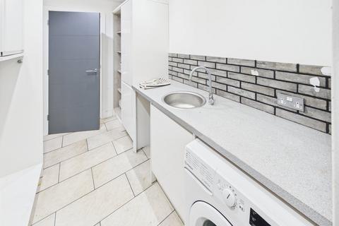 20 Monastery Road, Southampton, SO18 4HT