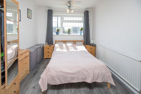 2 bedroom semi-detached bungalow for sale, Bishops Drive, Kettering NN15