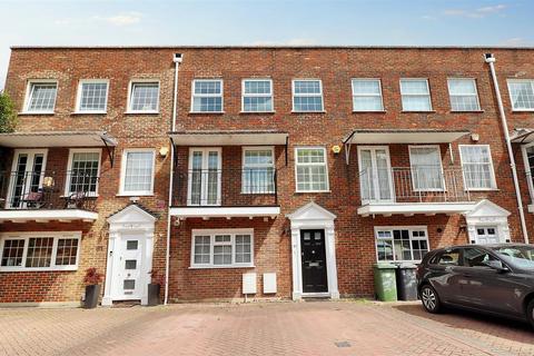 4 bedroom house for sale, Cavendish Crescent, Elstree, Borehamwood