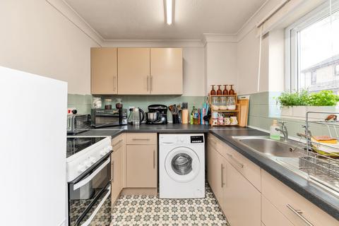 1 bedroom flat for sale, Cedar Court, Ely CB7
