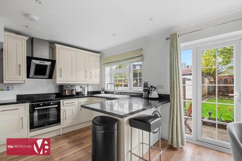 4 bedroom semi-detached house for sale, Dudley Avenue, Waltham Cross EN8