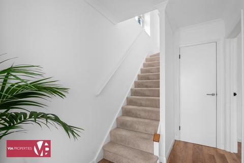 30 Dudley Avenue, Waltham Cross, EN8 8RR