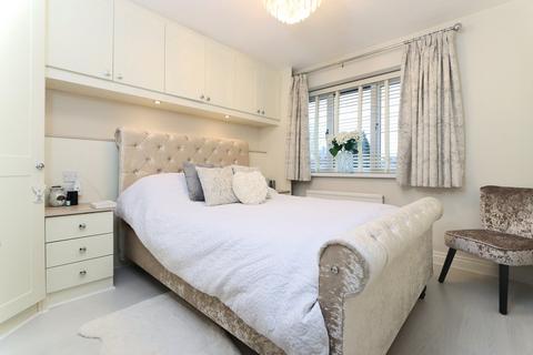 2 bedroom end of terrace house to rent, The Green, Hagley, Stourbridge, DY9