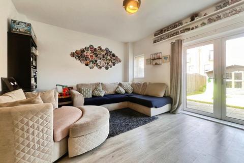 3 bedroom semi-detached house for sale, Woodland Rise