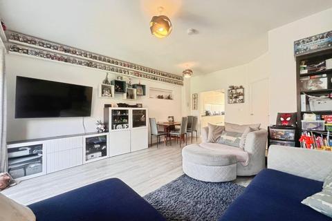 3 bedroom semi-detached house for sale, Woodland Rise