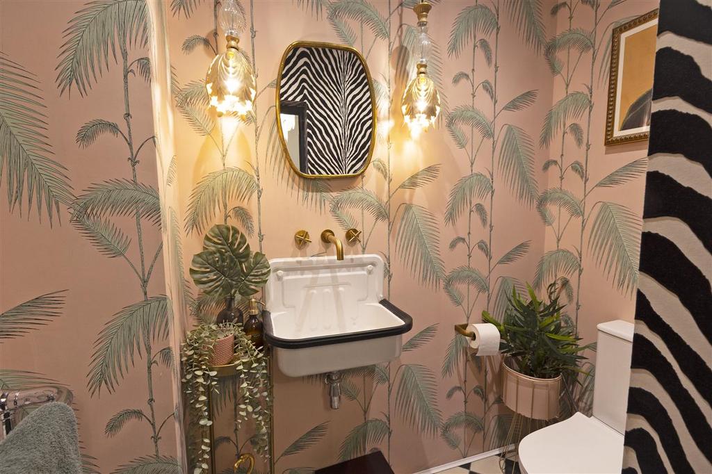 Ground Floor WC