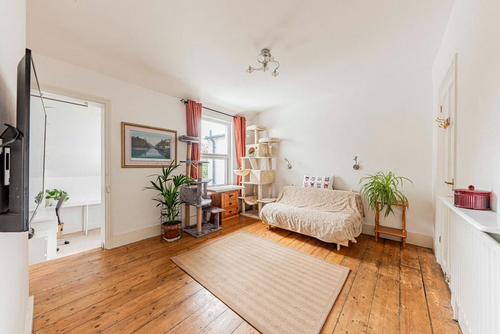 Bedroom Two (1)