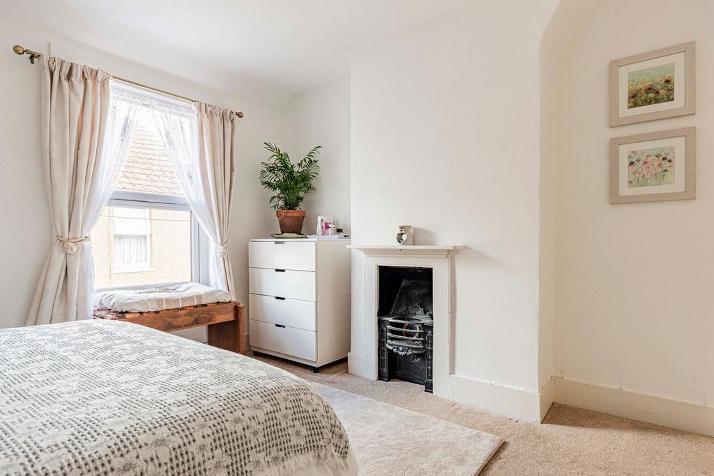 Bedroom One (3)