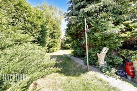 85 Arnold Avenue, Sheffield, S12 3JA