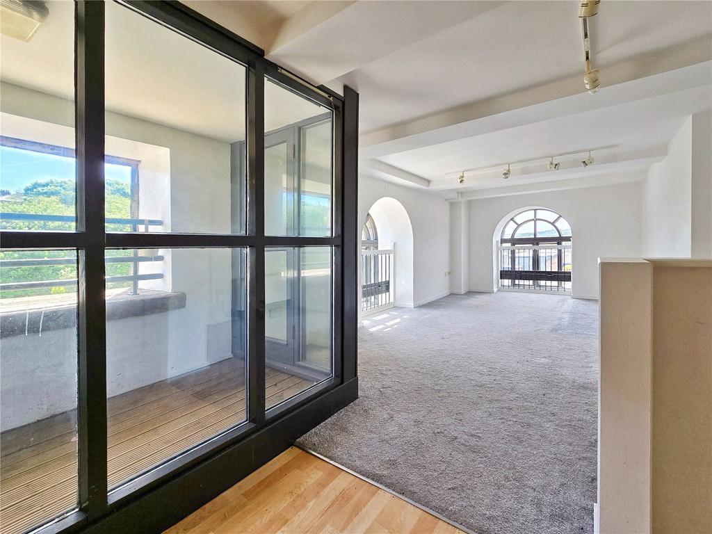 Integral Balcony