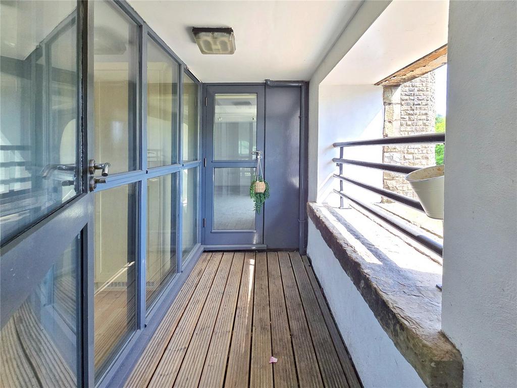 Inset Balcony