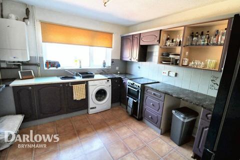 3 bedroom end of terrace house for sale, Roundhouse Close, Nantyglo