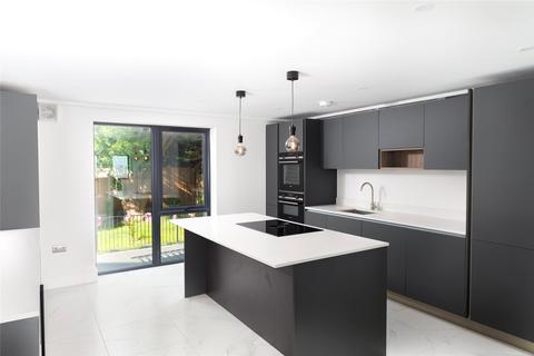 3 bedroom apartment for sale, Grand Parade, Leigh-on-Sea, Essex, SS9