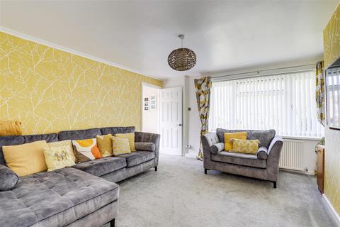 85 Darlton Drive, Arnold, Nottingham, NG5 7LX