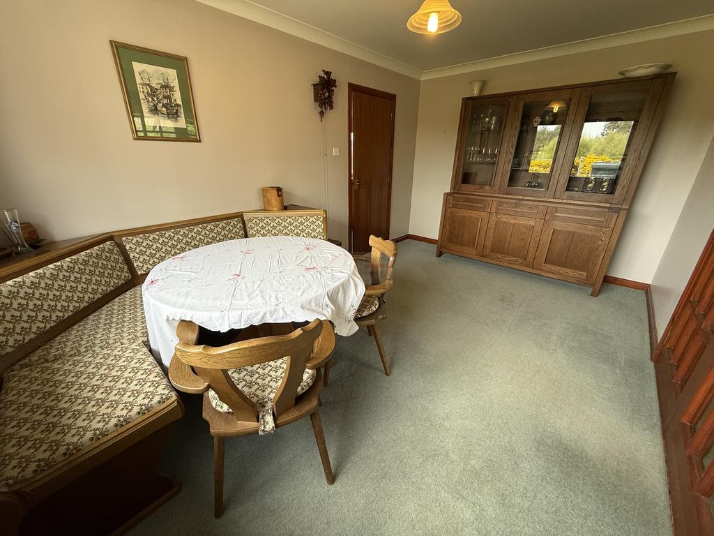 Dining room.JPG