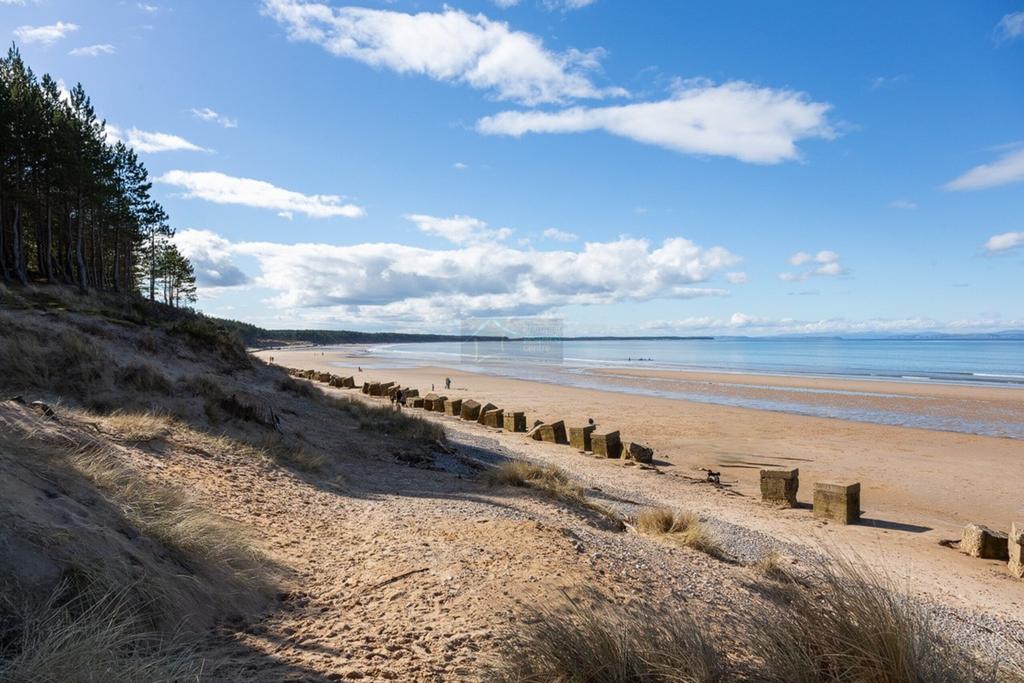 Roseisle-beach