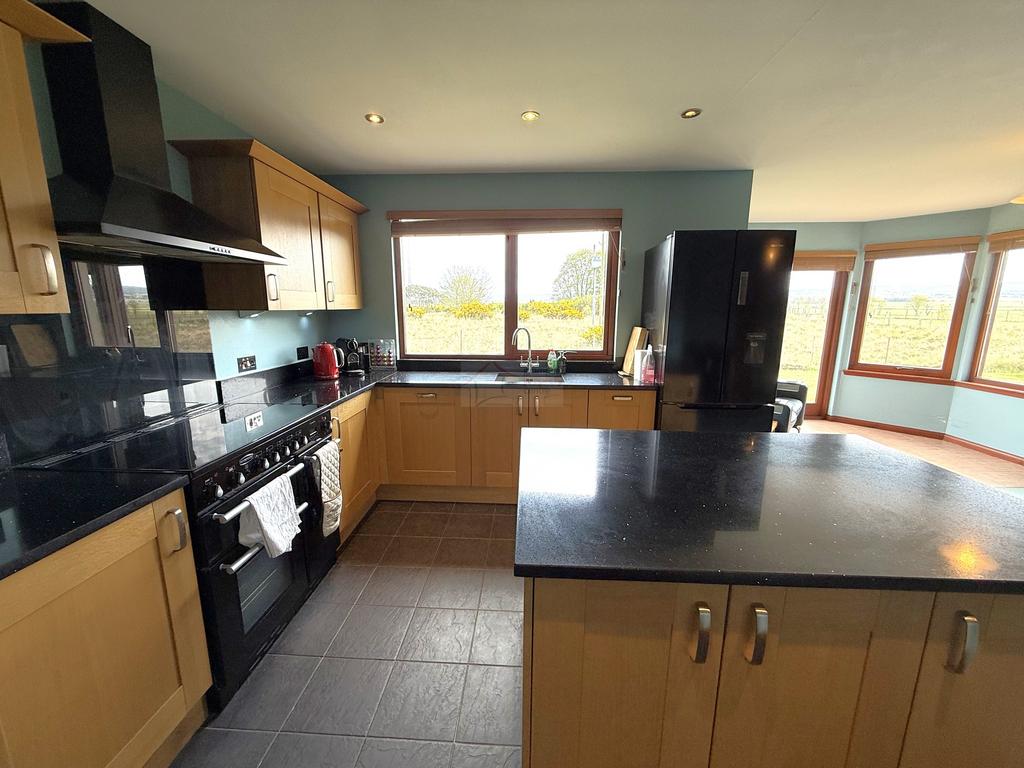 Kitchen c.JPG