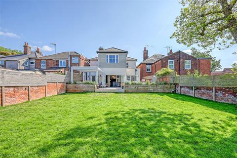 4 bedroom detached house for sale, Mile End Road, Colchester, Essex, CO4