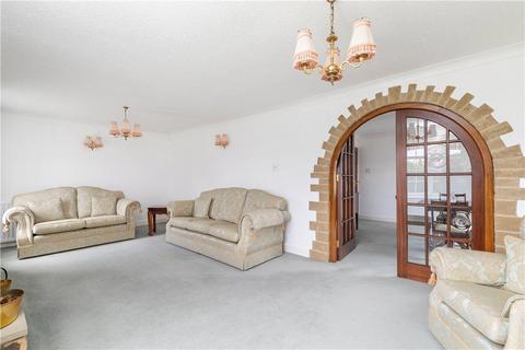 10 The Rowans, Baildon, Shipley, BD17 5DB