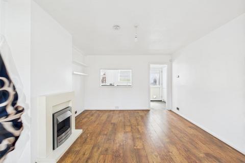 379 Chipstead Valley Road, Coulsdon, CR5 3BU