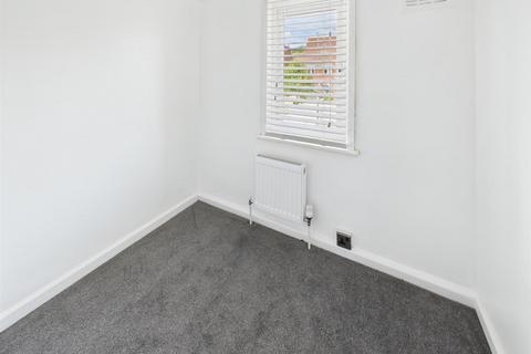 379 Chipstead Valley Road, Coulsdon, CR5 3BU