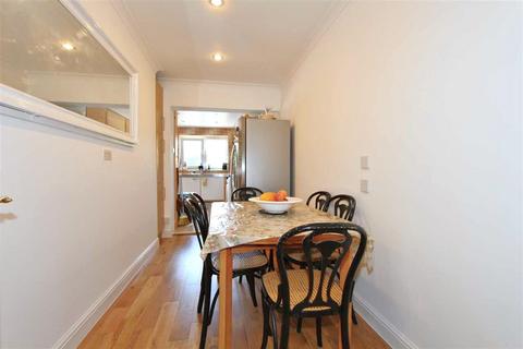 3 bedroom semi-detached house for sale, Taunton Way, Stanmore, HA7