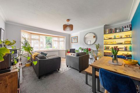 2, Foxgrove Court Southend Road, Beckenham, BR3 5AL
