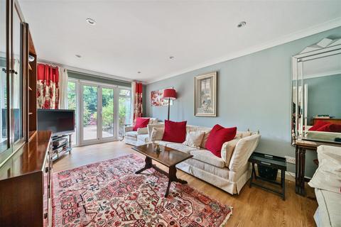 31 Fairfield Road, Petts Wood, Orpington, BR5 1JR