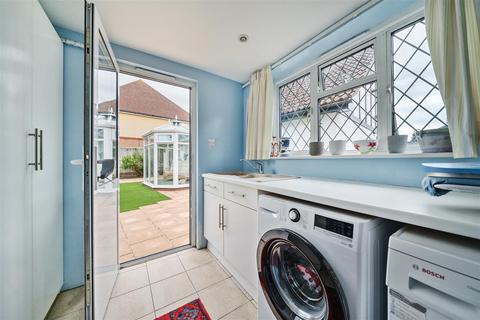 31 Fairfield Road, Petts Wood, Orpington, BR5 1JR