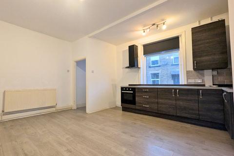2 bedroom terraced house for sale, Low Street, Tingley, Wakefield
