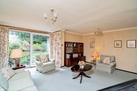 25 Cramond Vale, Edinburgh, EH4 6RB
