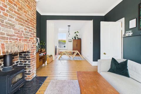 33 Warwick Gardens, Worthing, BN11 1PF