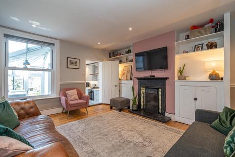 3 bedroom terraced house for sale, High Street, Northchurch HP4
