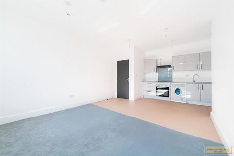 2 bedroom apartment to rent, Northgate House, Blackburn Town Center, Blackburn
