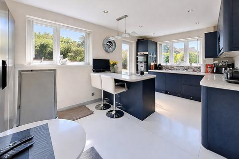 2 bedroom detached bungalow for sale, Bishopstone Lane, Herne Bay, CT6 6RJ