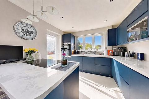2 bedroom detached bungalow for sale, Bishopstone Lane, Herne Bay, CT6 6RJ