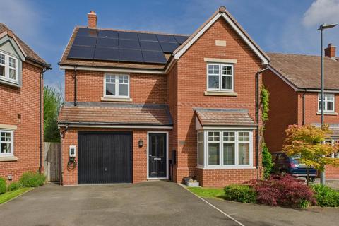 4 bedroom detached house for sale, Randell Road, Malvern