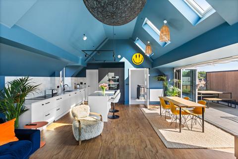 undefined, Songhurst Gardens, Crawley RH11