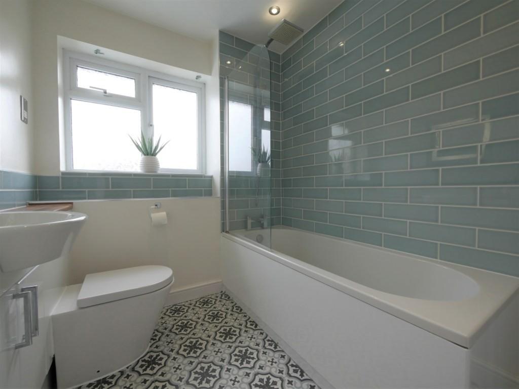 Bathroom1