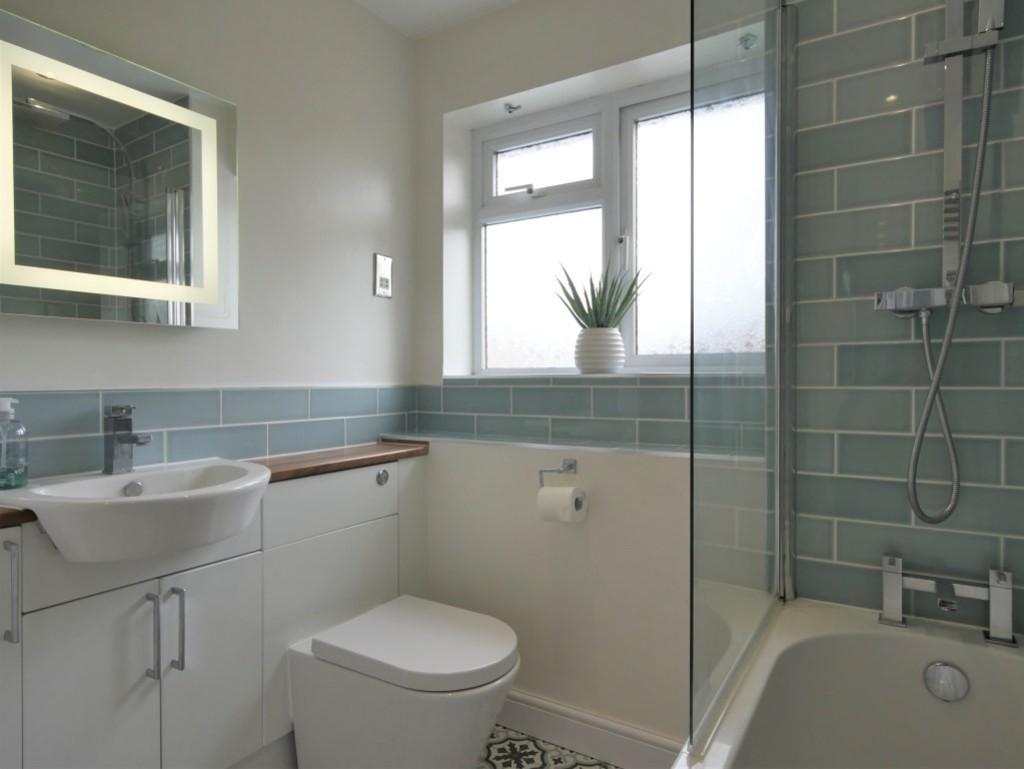 Bathroom2