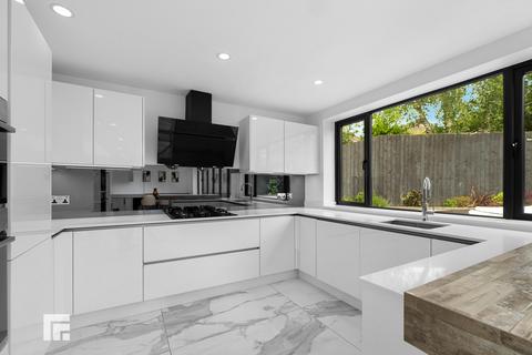 5 bedroom semi-detached house for sale, Brandreth Road, Penylan, Cardiff