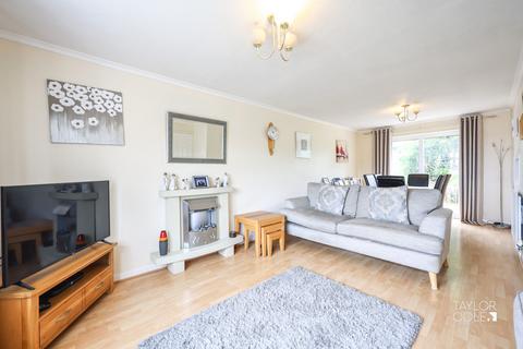 undefined, Perrycrofts Crescent, Perrycrofts