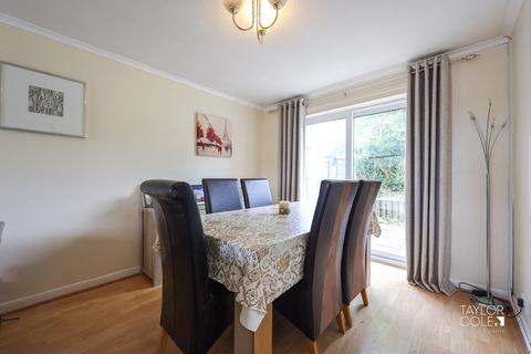 undefined, Perrycrofts Crescent, Perrycrofts