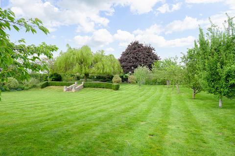 4 bedroom detached house for sale, Nr Ross-on-Wye, Established Gardens & Tennis Court